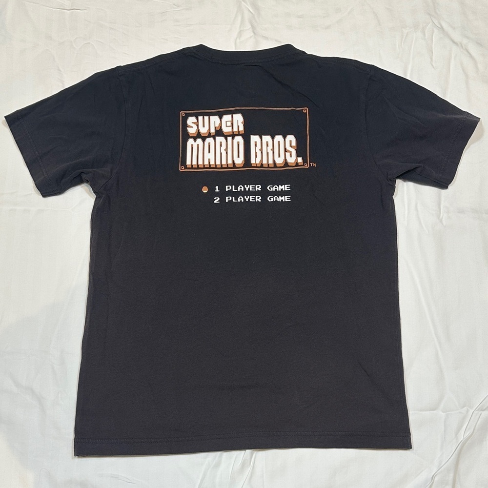 [UNISEX] UNIQLO Super Mario Bros Graphic T-Shirt XS | Black Gamer Retro Nintendo - Picture 4 of 10